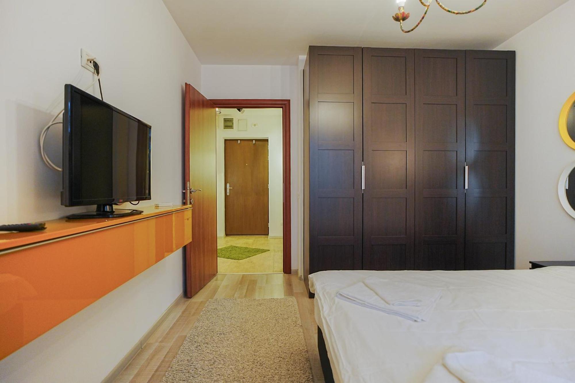 Appartement Hideaway Near Parliament Building à Bucarest Extérieur photo